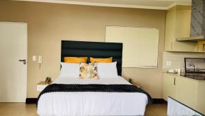 Luxurious Marinabay flat