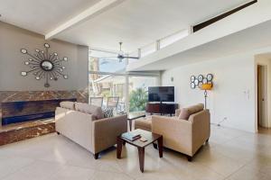 Mod Reflections at Tamarisk