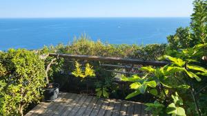 Costa Plana apartment with terrace and sea view