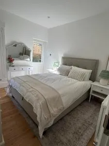 Aeolian House - Slinfold