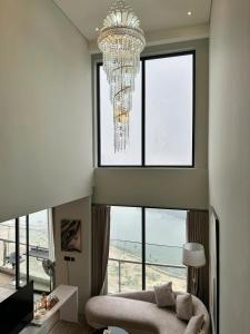 Citadines Ha Long - Rosya Sea view Duplex Apartment