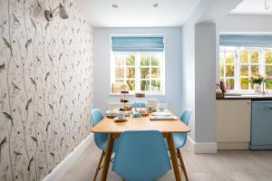 The Nest at Winnall Luxury 19th Century Cottage