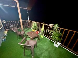 Urban homes Himalyan nature view