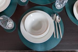 Cosy 4-BR Darlington Home Near Hospital-Sleeps 8!