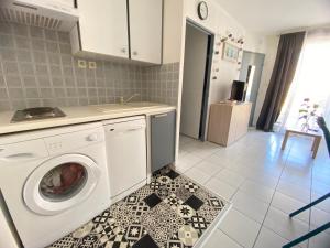 Appartements Sainte Marie appartement 4 Pers a quelques pas de la plage : photos des chambres