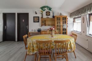 Family Apartment NAKITEYA