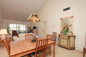 Lagoon front 2BR condo overlooking the golf course