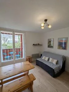 Charmant T2 wifi parking gratuit 4 personnes - 埃斯奎泽-塞雷