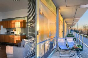 Apartament przy promenadzie KLIF z bezpośrednim widokiem na morze