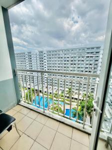 SGG Place Deluxe Room- MOA Shell Residences Near NAIA