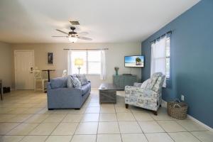 Charming home near Manasota Key Beach