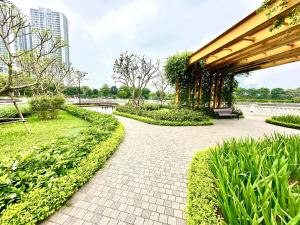 Cool Studio Apt In City Center Near Keangnam And Marriott Hotel
