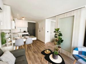 HOM I AA, WiFi, Parking, Lavandería, Metro a 4 min