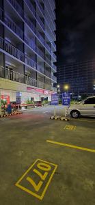 SGG Suite Room Pool View - Shell Residences MOA Pasay Near NAIA