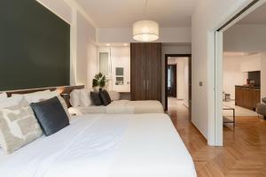 Eden Luxury Residence by Staycom