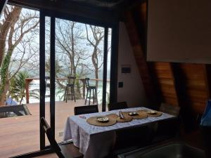 Cabaña Alamo frente al mar