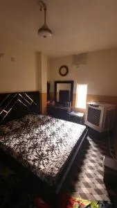 Family Friendly Apartment Dehli Gate Lahore - Kotli Sāhib Singh