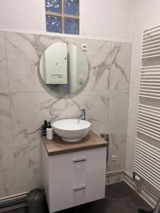 T3 lumineux proximité immédiate Technhom