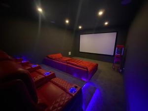 Osprey Nest- New Luxury Spa Retreat