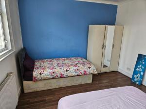 Stylish 2-Bedroom Flat - Central Links