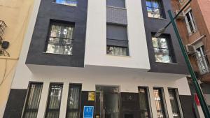 Zambra Arthouse by Del Parque Flats