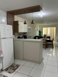 Apto com Ar com vista para praia de Morro Branco - Fortaleza