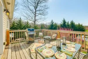 Private Deck and Views Rural Virginia Escape - 橙郡