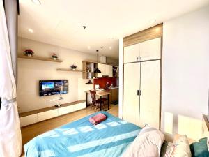 Deluxe Studio Apt In Vinhomes Green Bay With Swimming Pools, Gym And Outdoor Sports