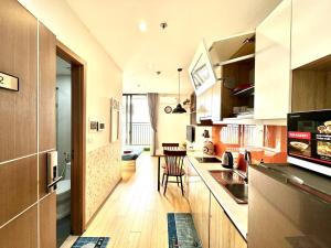 Deluxe Studio Apt In Vinhomes Green Bay With Swimming Pools, Gym And Outdoor Sports