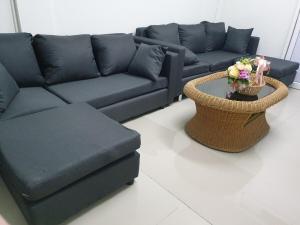 House Next to 7-11 Market School ABA APIS Rimping