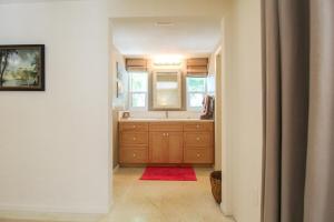 Zen 2BR home 10 min from Siesta Key - Palm Garden