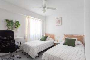 Apartamento segunda línea piscina frente al mar