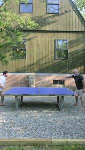 Lokal Chalet - Modern Cabin in the NJ Pine Barrens