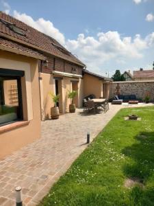 Maisons avec piscine et sauna près de Paris & Giverny