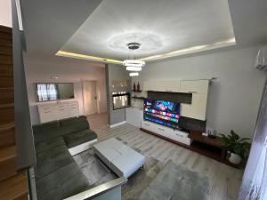 HENRIS APARTAMENT