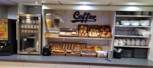 Hotels Fasthotel Roissy - Saint-Witz : photos des chambres