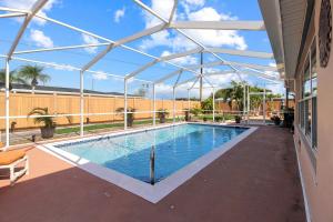 Serene Private Pool Home In Port Charlotte - 4hvězdičkové hotely ve městě Port Charlotte