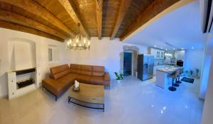 Villa Infinity - Authentic Croatian Escape