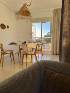 Luxury Holiday Townhouse with Pool II Casa Macarena 02