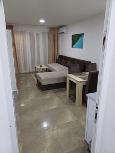 Prenoćište SILVER LUX Srebrno Jezero 13