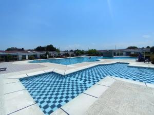 CASA VACACIONAL FLANDES TOLIMA, GIRARDOT Conjunto PRIVADO