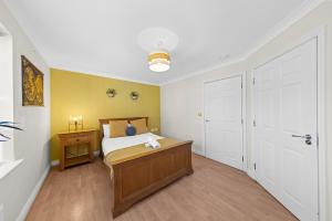 Exquisite 4 Bedrooms with 2 en-suite