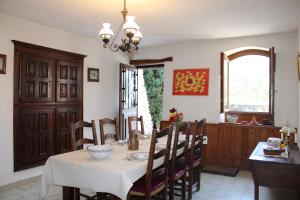 Maisons de vacances Mas provencal traditionnel : photos des chambres