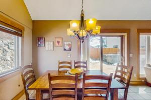 Mountain Dreams Condo