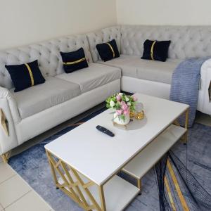 Beautifully Furnished 1 Bedroom House