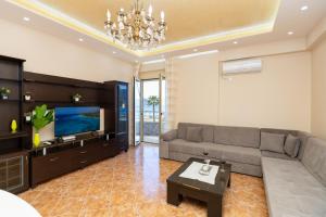 Azure Bliss Seaview Vlore-KeAn Apartment