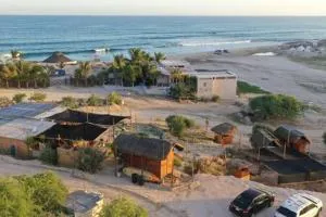 Beachfront Surf Lodge in La Fortuna, Baja Sur Mexico - Cabo Pulmo