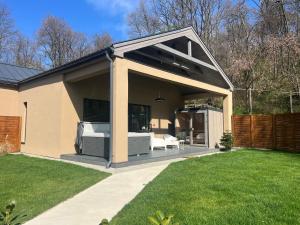 Hello Pilis Apartments