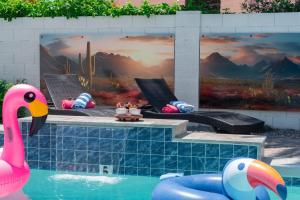 Peaceful Palm - Farmhouse Chic with Pool & Games