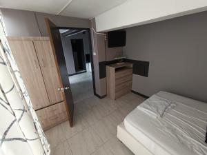 2 Suites Private Apartment At Poblado